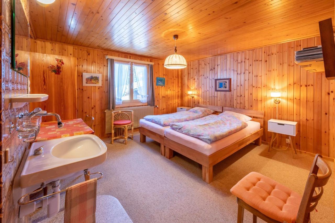 Chalet Bambi "Marchenhaft" Apartment Grachen Bagian luar foto
